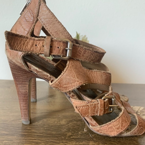 Carlos Santana 7 1/2 Tan Heel - Picture 2 of 8